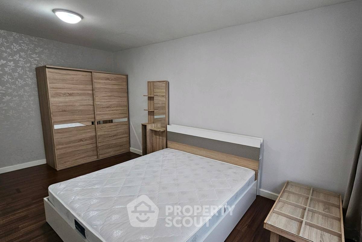 picture 3-BR Townhouse at Town Avenue Srinagarindra in Suan Luang (ID 3368957) - 9/18