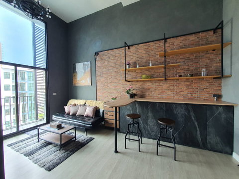 Duplex room high ceiling 55 sqm the sky sukhumvit BTS Udomsuk