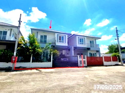Houses for sale Bang Bua Thong Nonthaburi : HOME 43.4 Sq.w. Bang Bua Thong Nonthaburi for 3M