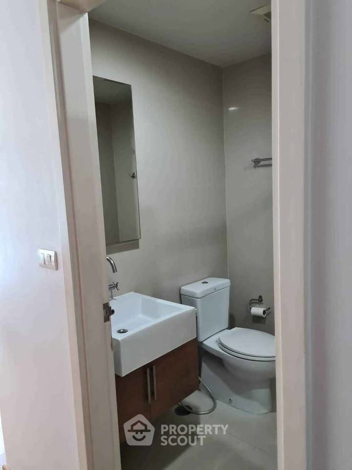 รูป ใกล้ BTS วงเวียนใหญ่ 100 ม. ห้อง 1 ห้องนอน ชั้น 21 Hive Taksin (ID 3377987) - รูปที่ 12/19