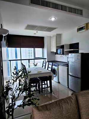 Condos for rent : Life Ratchadapisek, 2B2B, 12A Floor, Building A, 65 Sq.m., Rental 35,000 THB/Month Ready to move in