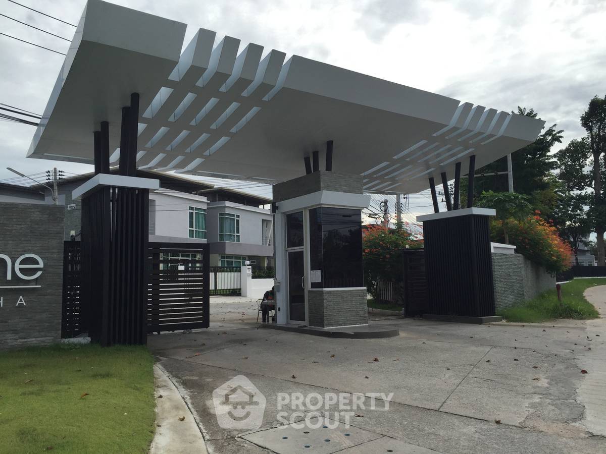 รูป บ้านแฝด 3-ห้องนอน ใน สุรศักดิ์ (ID 3377626) - รูปที่ 11/29