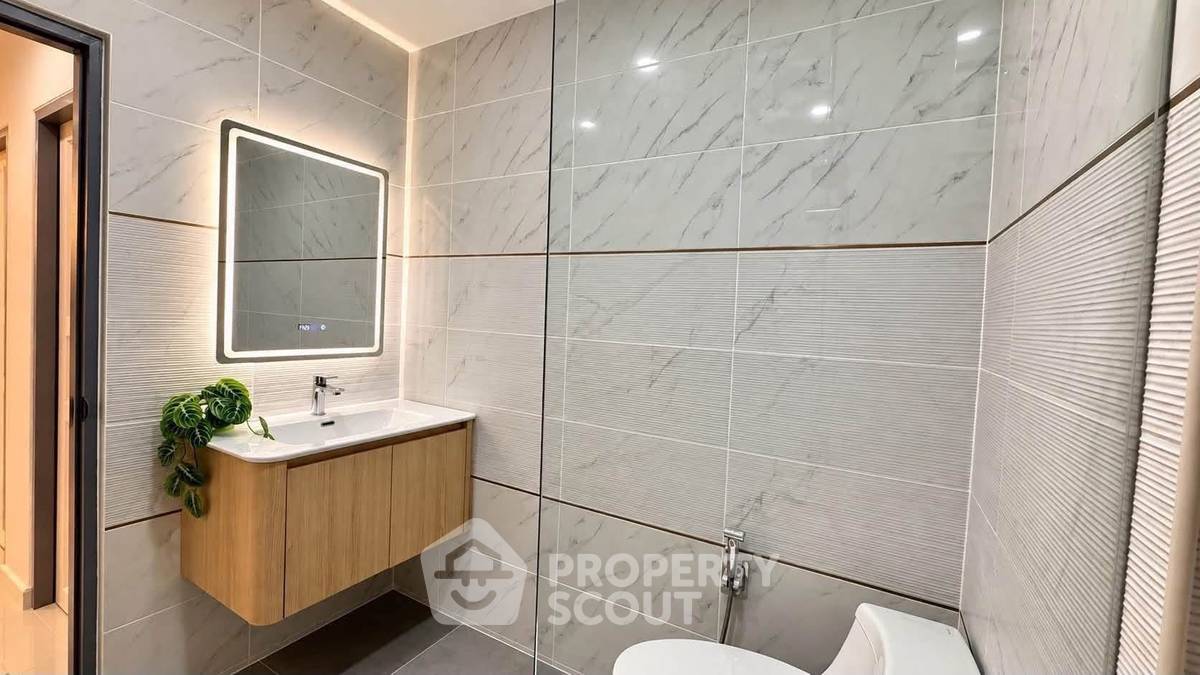 รูป บ้าน 3 ห้องนอน ขนาด 200 ตารางเมตร สำหรับขายใน Areeya Villa พัทยา (ID 3377808) - รูปที่ 10/24