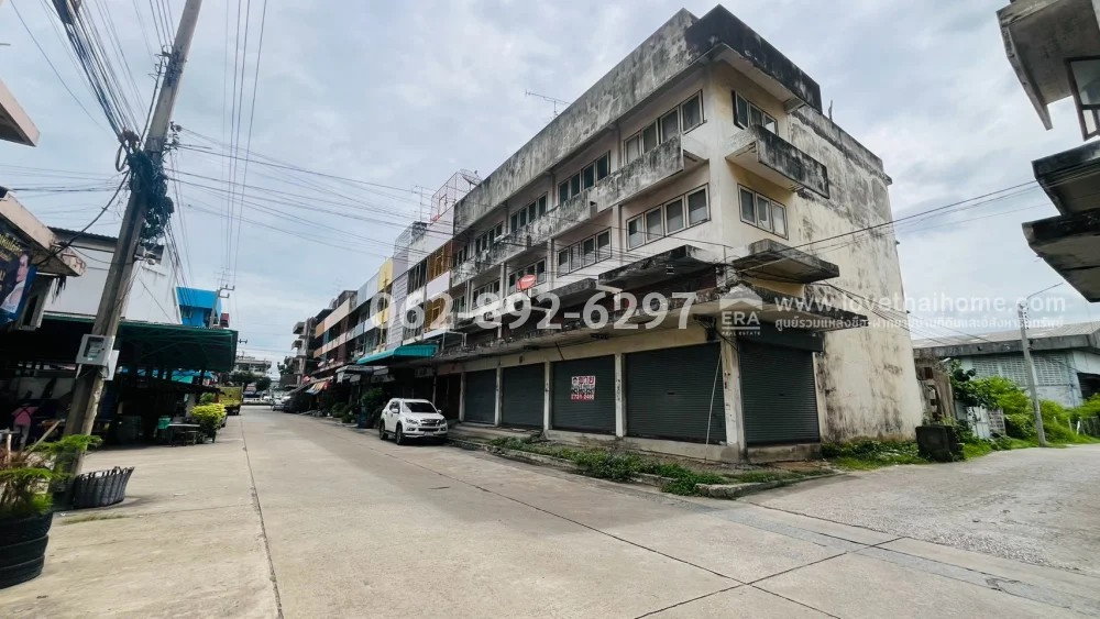 รูป ด่วน!! ขายตึกแถว 3.5 ชั้น เพชรเกษม 75 มี 4 คูหา พื้นที่รวม 95 วาทำเลทอง ราคาสุดคุ้มเพียง 12 ล้านบาทเท่านั้น! - รูปที่ 3/15