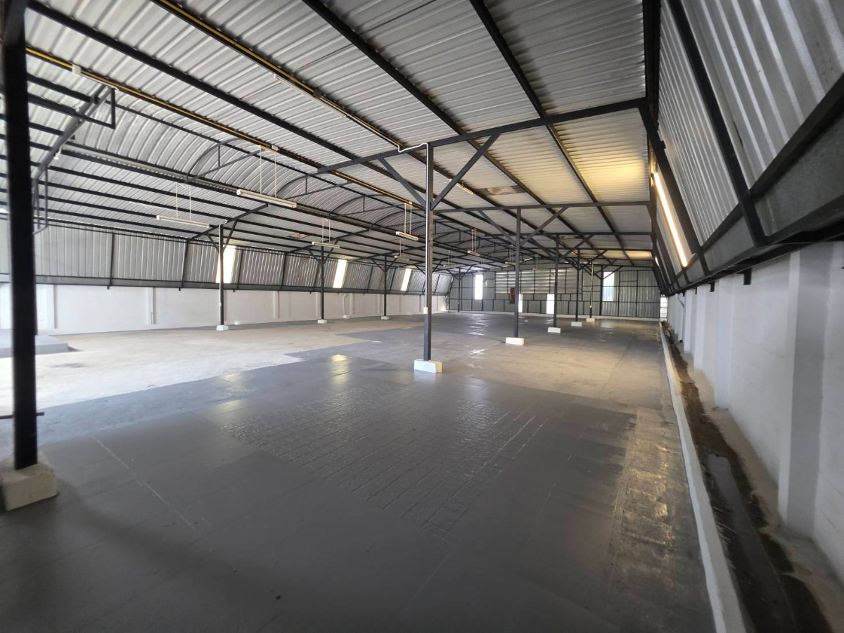 picture Warehouse for rent, car repair shop, Soi Ramintra 5, call 0999983897 - 17/27
