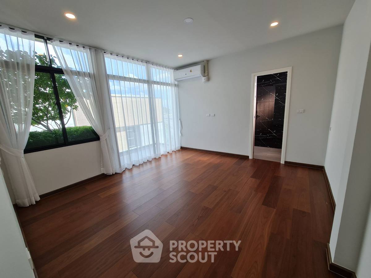 รูป บ้าน 4-ห้องนอน ที่ เดอะ มาสเตอร์ ราชพฤกษ์-สะพานมหาเจษฎาบดินทร์ฯ ใน บางกร่าง (ID 3378689) - รูปที่ 23/28