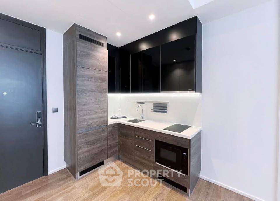picture 1-BR Condo at Muniq Langsuan near BTS Ratchadamri (ID 3383426) - 7/14