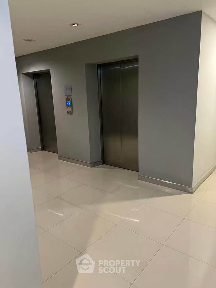 รูป ชั้น 25 ใกล้ MRT พระราม 9 | คอนโด 1 ห้องนอน Ideo Mobi Rama 9 (ID 3382104) - รูปที่ 18/30