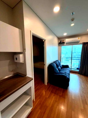 Condos for sale : 🚩 For Sell Condo LUMPINI PLACE RATCHADA - SATHU Building 1, Floor 18,1 bed room, Room size 28 sqm