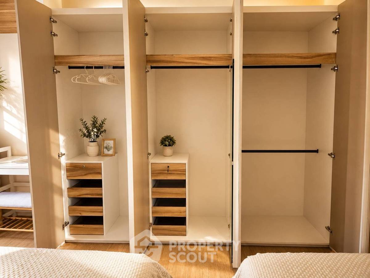 picture 15th-Floor 1-BR Triple Y Residence Samyan Near MRT Sam Yan (ID 3235810) - 2/5