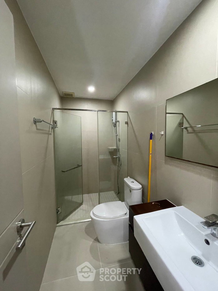 picture 3-BR Townhouse near ARL Ramkhamhaeng (ID 3385053) - 3/18
