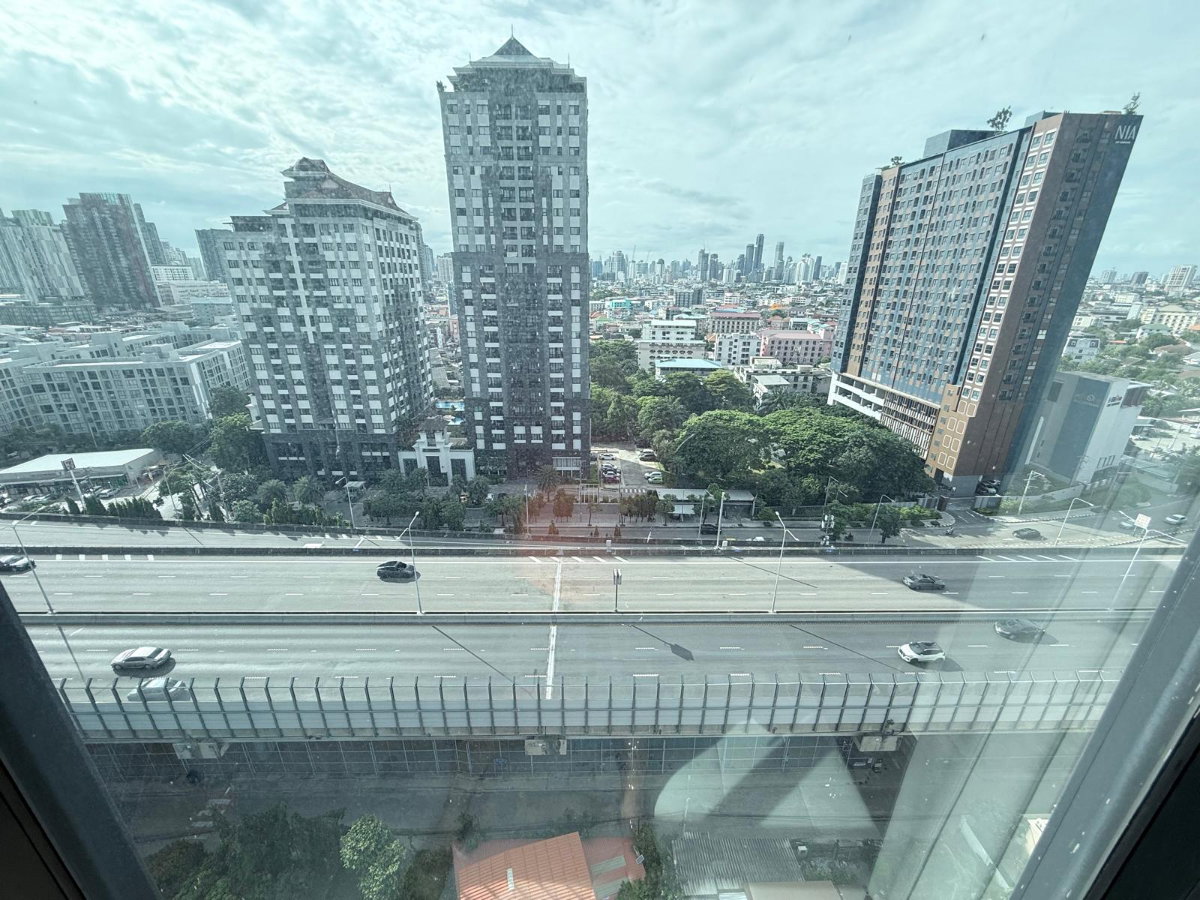 รูป ให้เช่า Condo The Base Park East สุขุมวิท 77 - รูปที่ 9/28