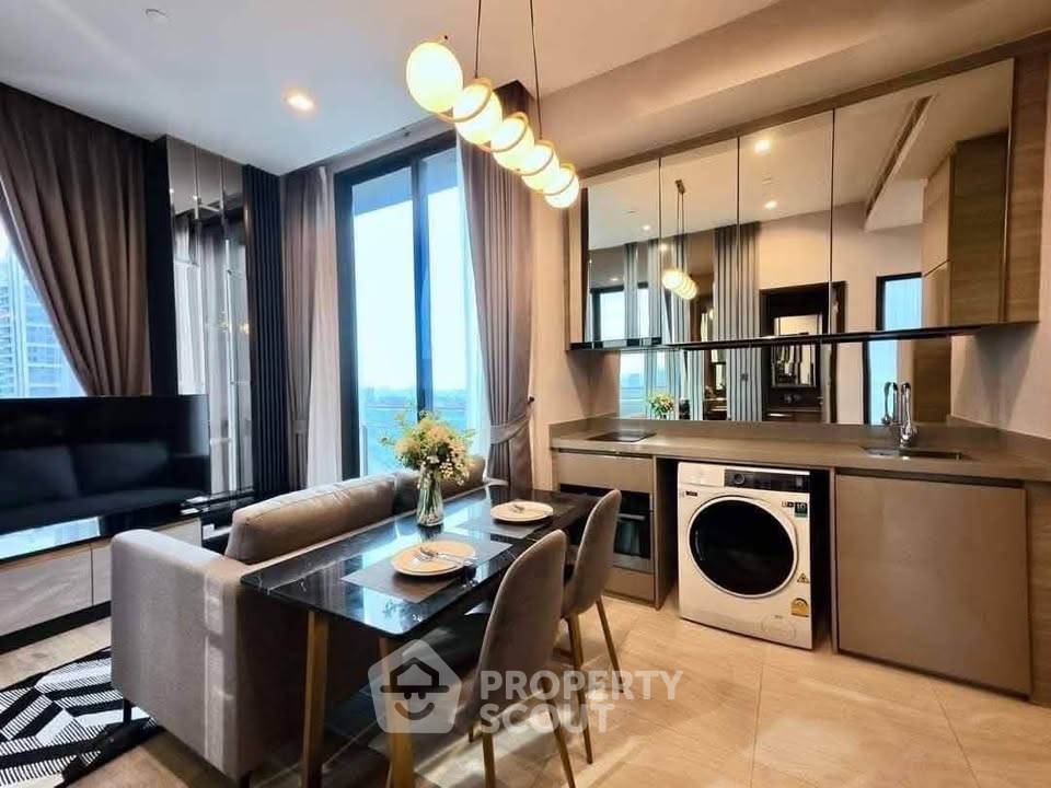 picture 2-BR Condo at The Crest Park Residences near MRT Phahon Yothin (ID 3384159) - 3/10