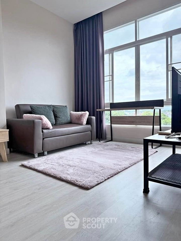 picture 2-BR Condo at My Hip Condo close to KhumKhanToke (ID 3386182) - 1/12