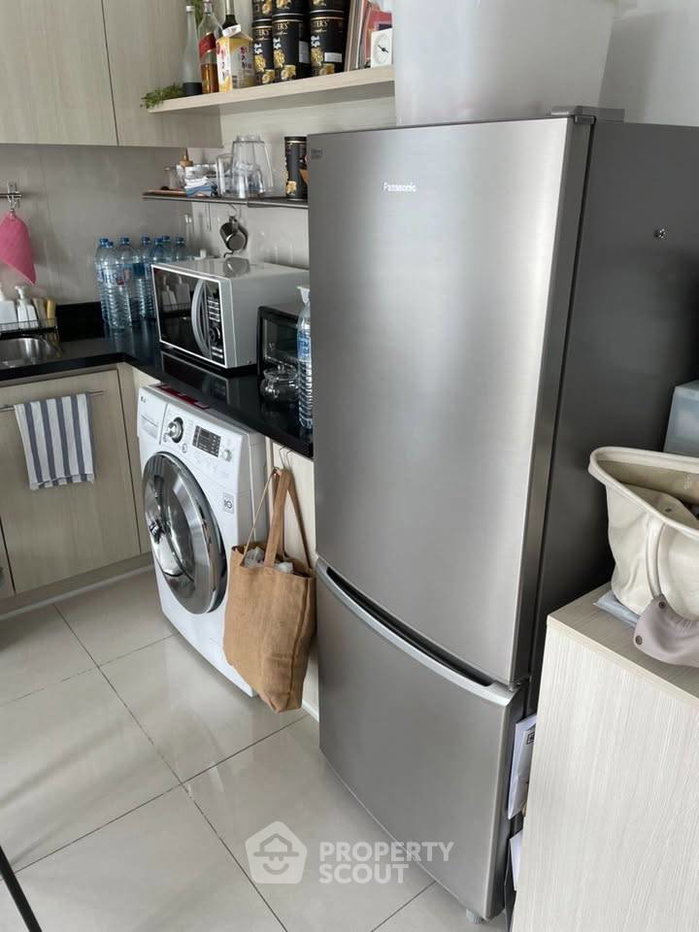 picture 2-BR Condo at Rhythm Sathorn-Narathiwas near BTS Chong Nonsi (ID 3384558) - 4/12