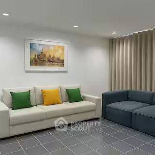 Spacious 1-BR 80 Sqm At The Royal Navin Tower Near MRT Khlong Toei (ID 3384857)