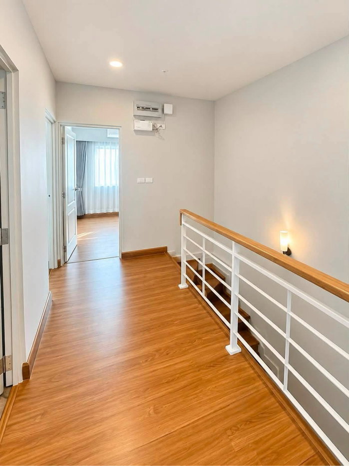 picture Townhome for Rent: Apitown Airport - 21/22