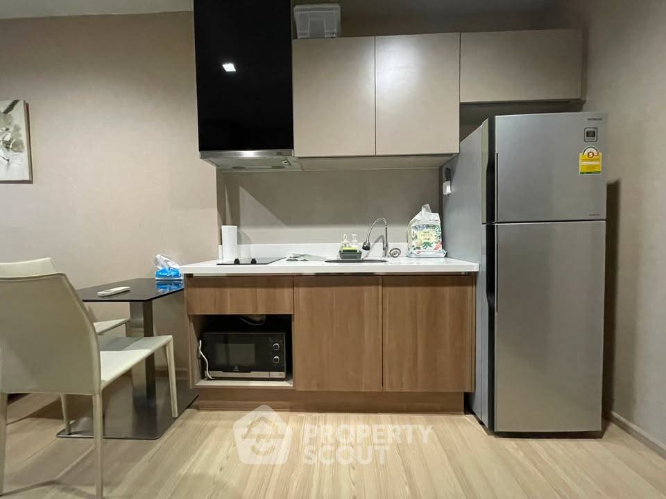 รูป คุ้มค่า 1 ห้องนอน ชั้น 32 Rhythm Sathorn ใกล้ BTS สะพานตากสิน (ID 3381968) - รูปที่ 3/9