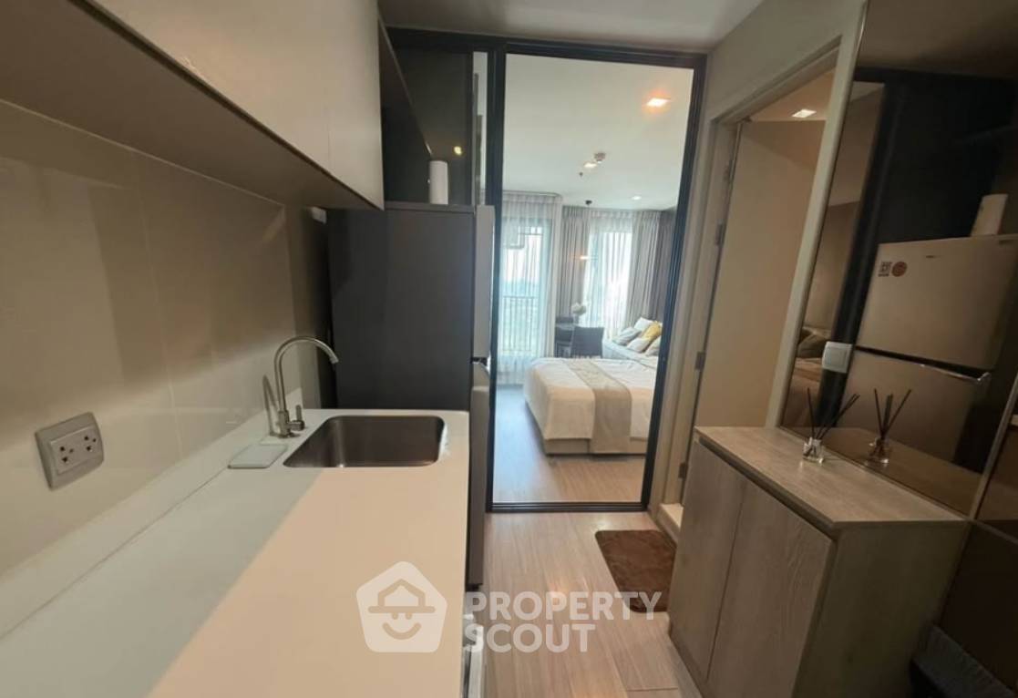 picture Studio Condo at Life Ladprao near BTS Ha Yaek Lat Phrao (ID 3377289) - 3/3
