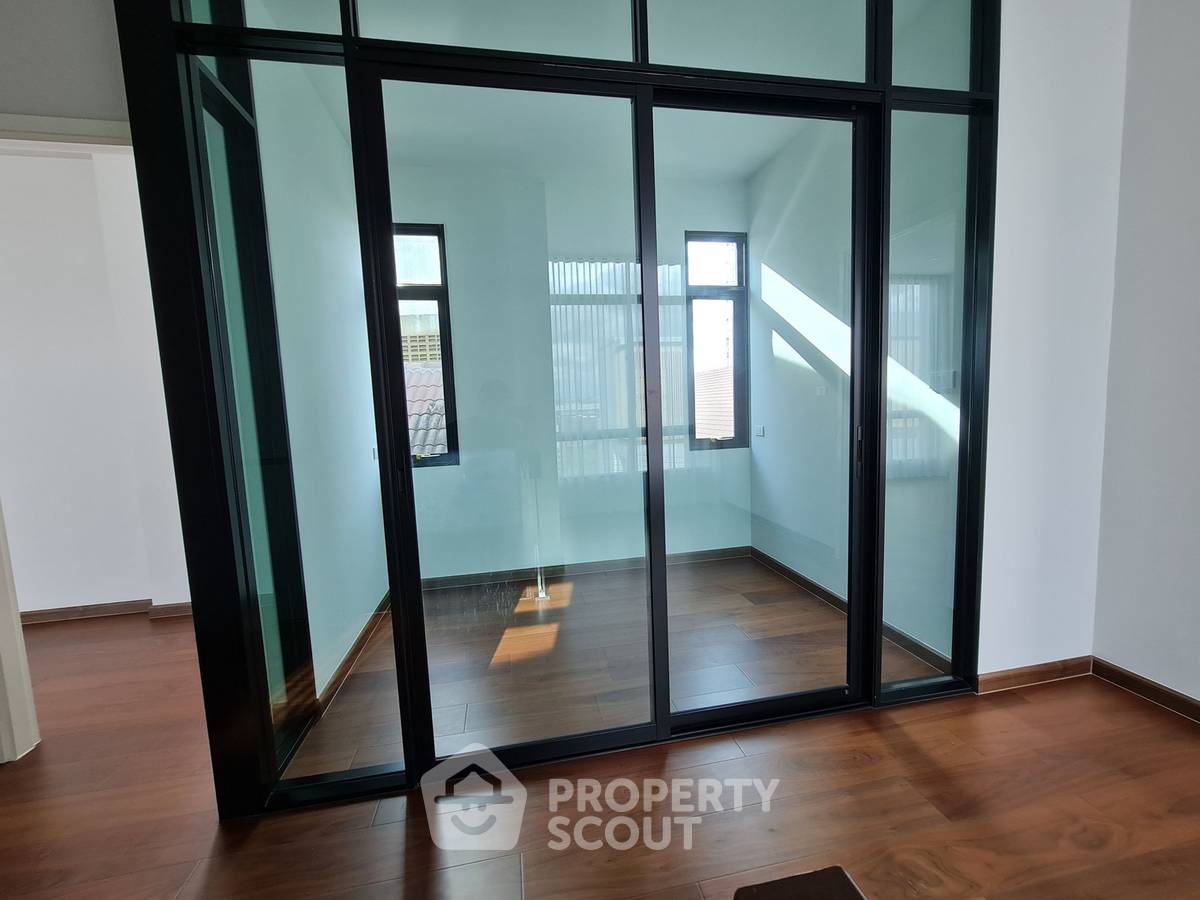 รูป บ้าน 4-ห้องนอน ที่ เดอะ มาสเตอร์ ราชพฤกษ์-สะพานมหาเจษฎาบดินทร์ฯ ใน บางกร่าง (ID 3378689) - รูปที่ 22/28