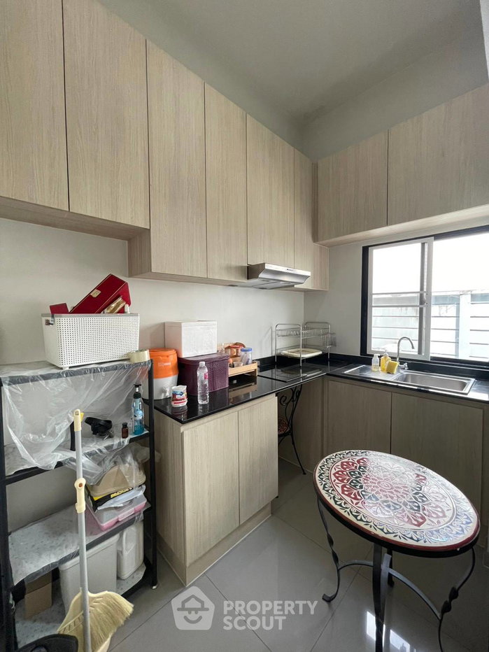 picture 3-BR Townhouse near ARL Ramkhamhaeng (ID 3385053) - 13/18