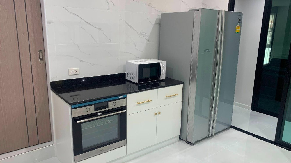รูป ให้เช่าบ้านเดี่ยว Modern รัชดา 32 | 5 ห้องนอน 5 ห้องน้ำ | 100 ตร.วา - รูปที่ 6/16