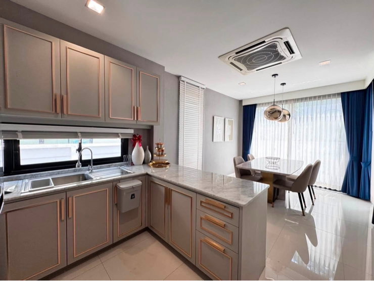 รูป บ้านเช่าหรูเฟอร์นิเจอร์เครื่องใช้ไฟฟ้าครบหมู่บ้านฉัตรเพชรมะลิวัลย์ - รูปที่ 9/28
