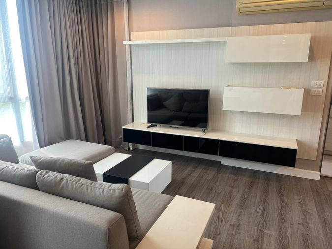 1-bed condo for rent, 42 sqm, The Room Sukhumvit 40