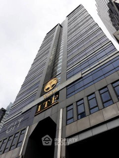 Studio Condo at I.T.F. Silom Palace Condominium near BTS Chong Nonsi (ID 3372318)