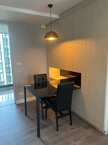 1-bed condo for rent, 42 sqm, The Room Sukhumvit 40