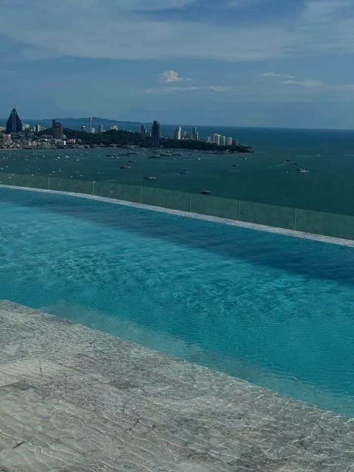picture Luxury Beachfront Condo Arom Wongamat 39 sqm 10th Fl. Sea View For Rent - 10/11
