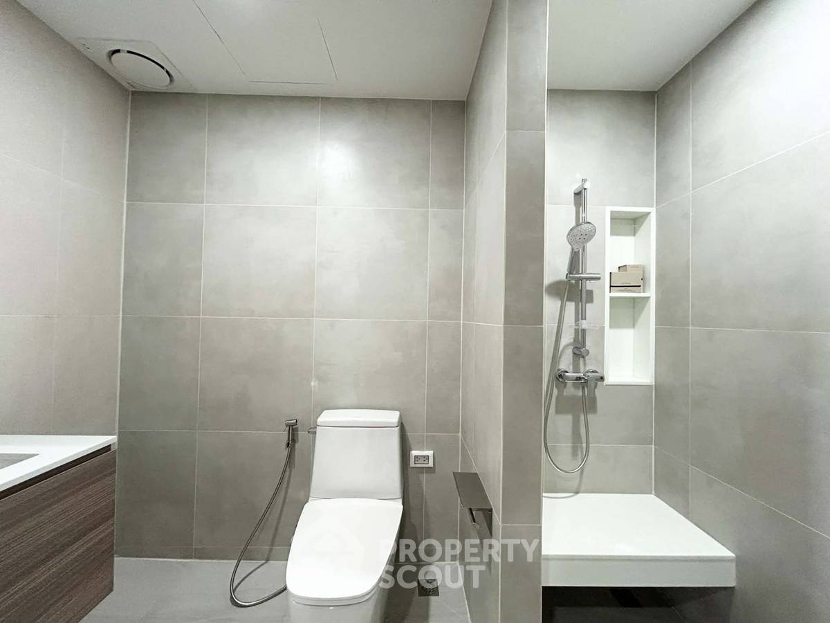 picture Spacious 2-BR 158 Sqm At Riverine Place, Nonthaburi (ID 3384590) - 34/40