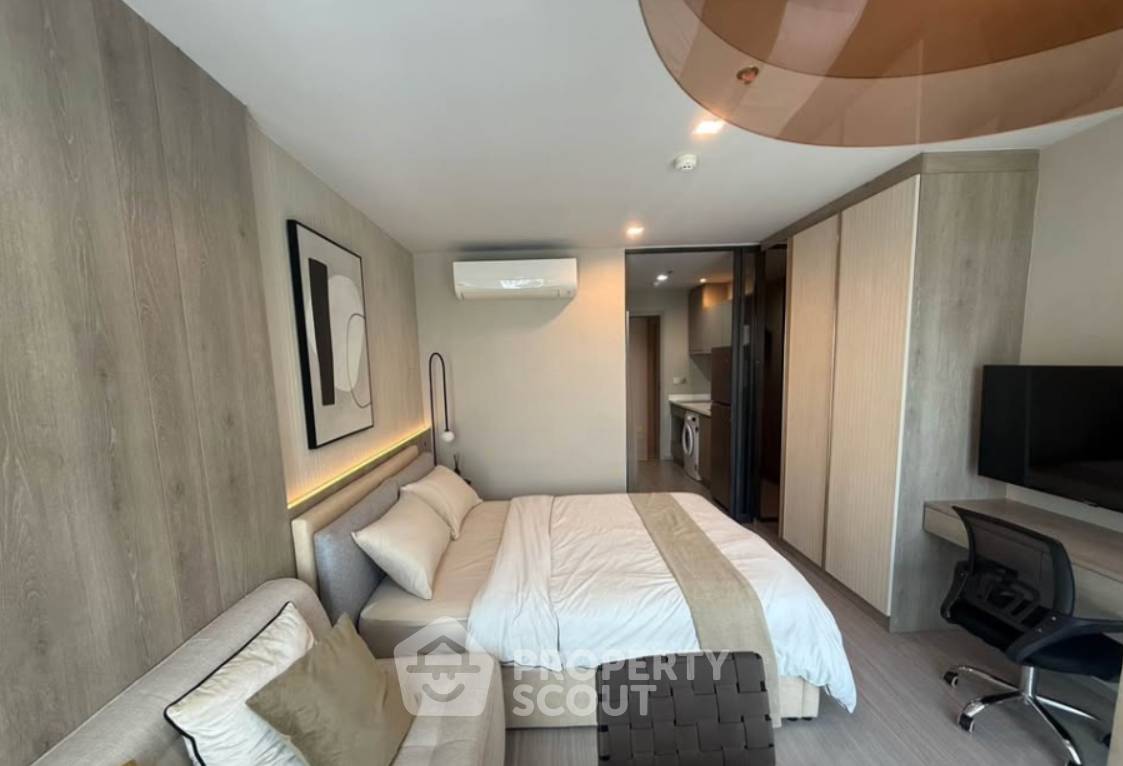 picture Studio Condo at Life Ladprao near BTS Ha Yaek Lat Phrao (ID 3377289) - 1/3