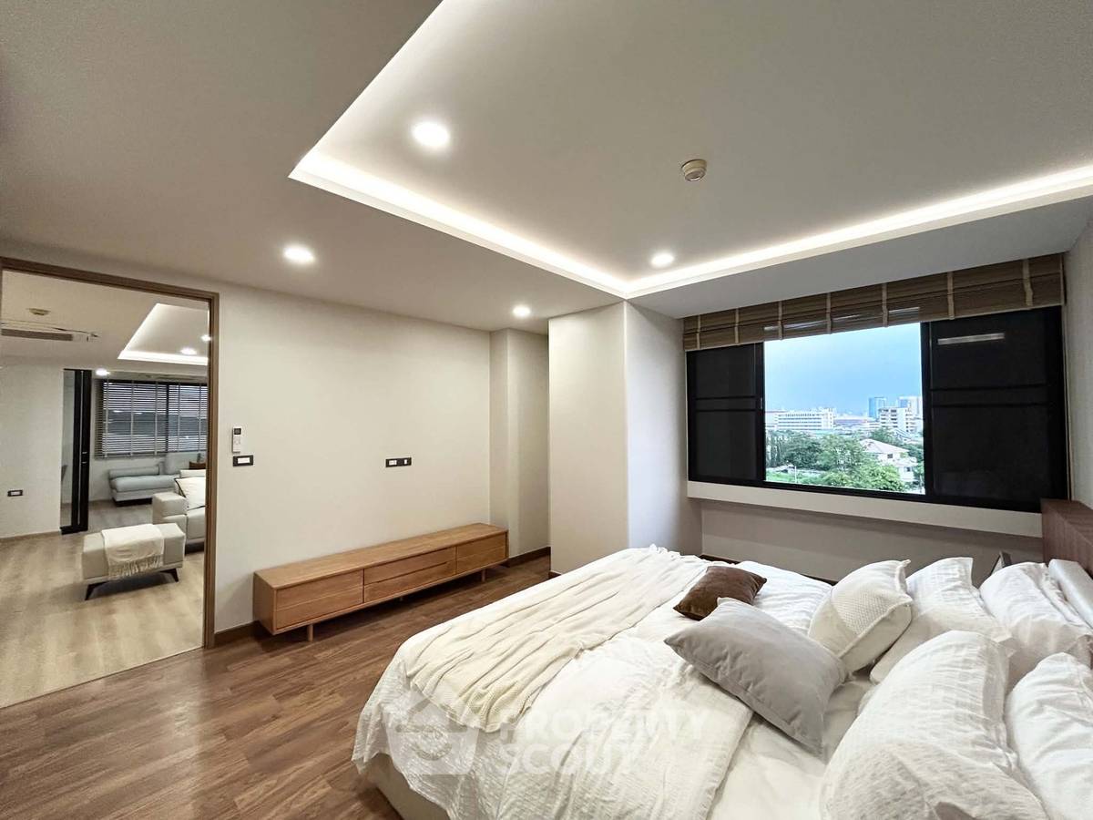 picture Spacious 2-BR 158 Sqm At Riverine Place, Nonthaburi (ID 3384590) - 8/40