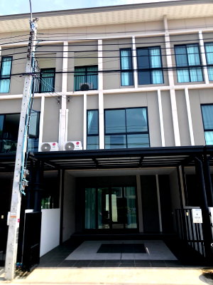 Houses for rent Bang Kapi : 🏢 #MT2307_319 🏢 💥Urgent! Guaranteed availability—act fast before it's gone!‼️ For Rent: 47k 🔥 Townhome at Patio Srinakarin–Rama 9.