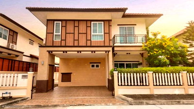 Houses for rent Chiang Mai : 🏡✨ Live Away from the City Without Being Far from Convenience | House for Rent at Grand Lanna Meridian San Kamphaeng | Ready to Move In