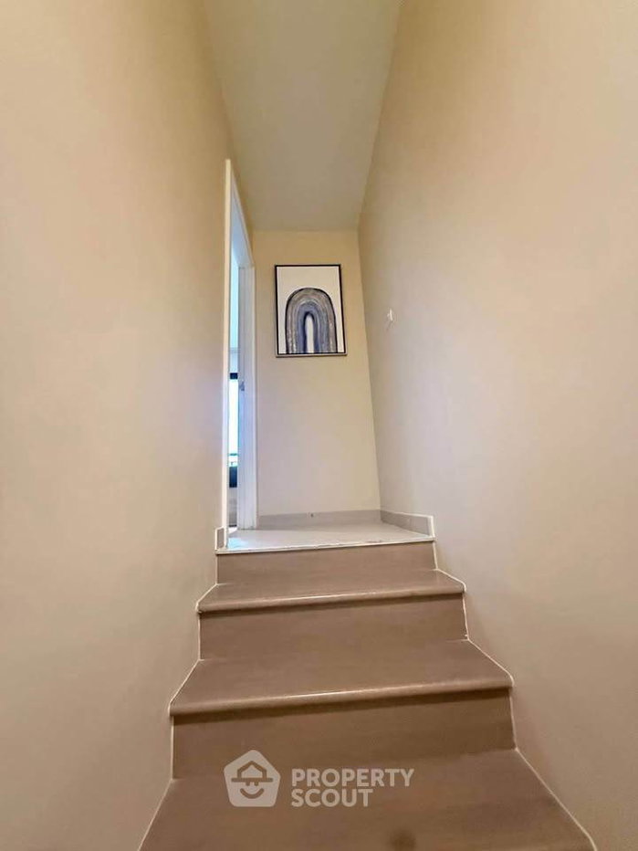 picture 1-BR Condo at Knightsbridge Bearing near BTS Bearing (ID 3380900) - 8/12