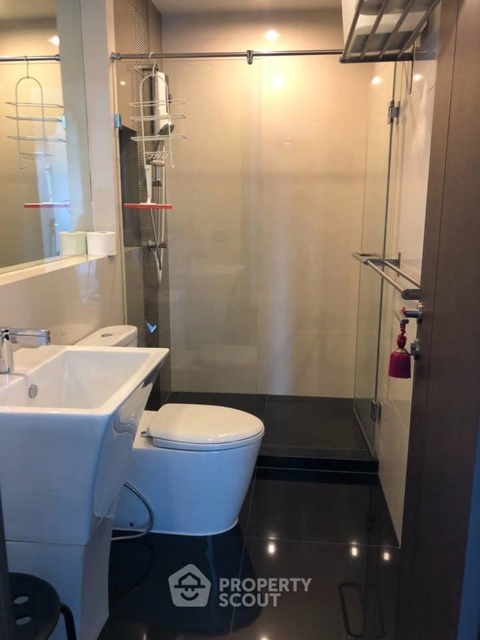 picture 2-BR Condo at Rhythm Sathorn-Narathiwas near BTS Chong Nonsi (ID 3384558) - 9/12