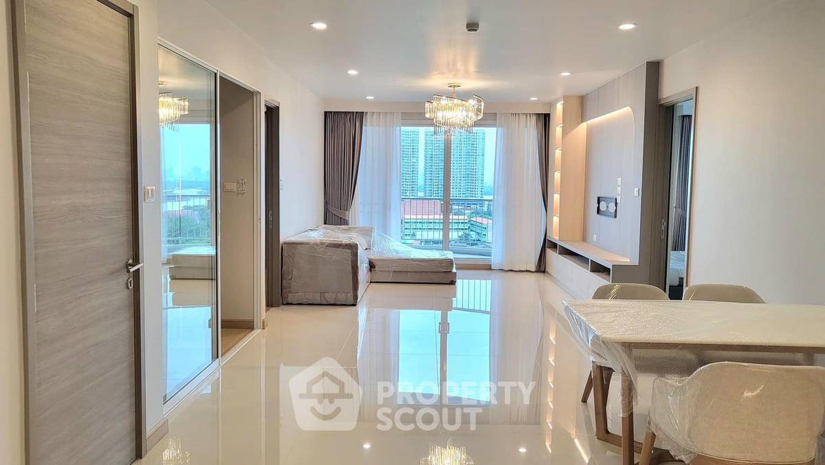 picture Spacious 2-BR 128 Sqm Condo At Supalai Riva Grande (ID 1985453) - 5/10
