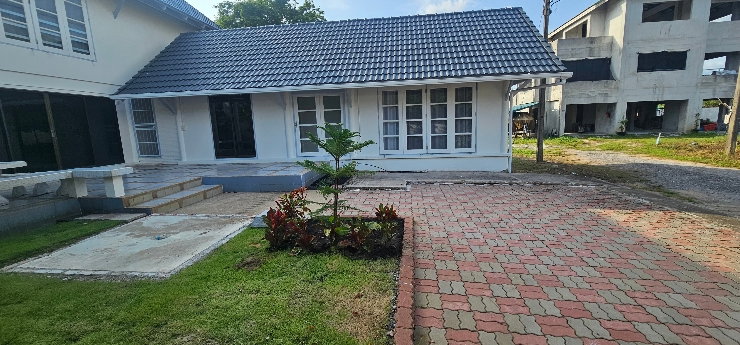 รูป ให้เช่าบ้านพักตากอากาศ รีโนเวทใหม่ทั้งหลัง
อยู่ในโครงการหมู่บ้านเอกเขนก หาดแม่รำพึง ระยอง - รูปที่ 2/15