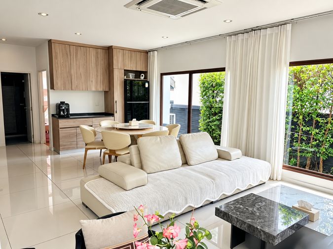 ขายบ้านเดี่ยว 4 ห้องนอน 238 ตร.ม. 64.5 ตร.ว. บุราสิริ กรุงเทพกรีฑา