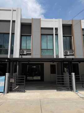 Luxury Renovated Townhome for Rent at PLENO SukhumvitâBangna 4 | 3 Bedrooms, Fully Furnished, Just 800m from Mega Bangna
