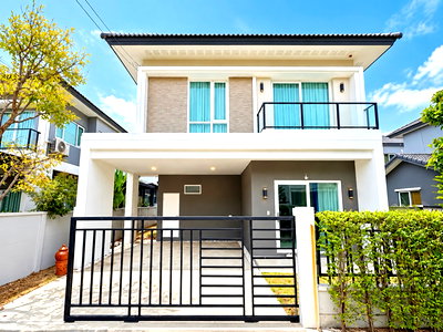 Houses for rent Khon Kaen : House for rent in Aphi Town Airport Village.