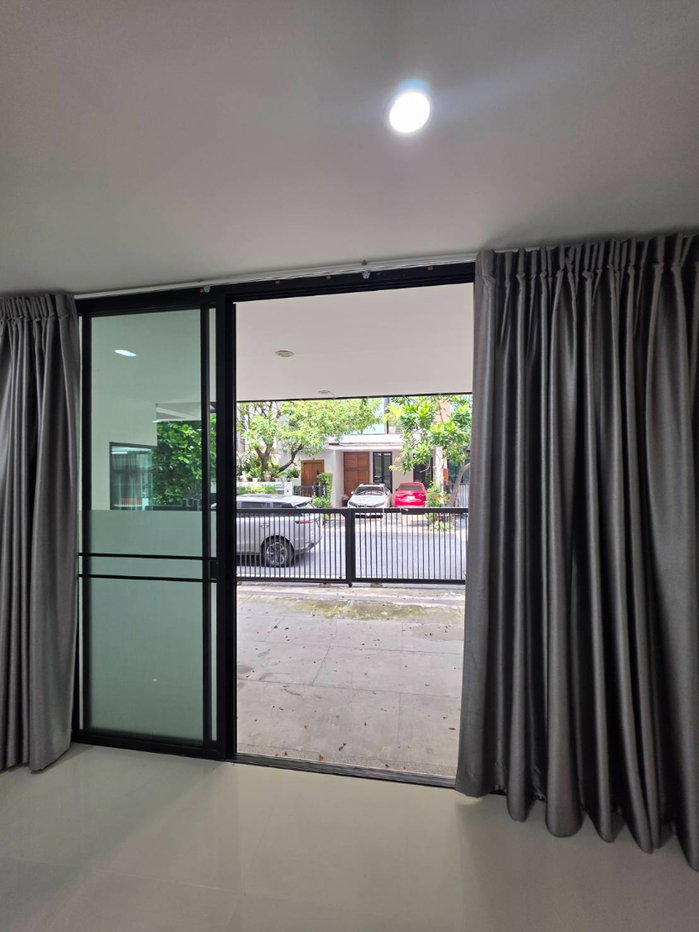 รูป ให้เช่าทาวน์โฮม หมู่บ้านเดอะ ซีนิท (Zenith Townhome) ทำเลห้วยขวาง-เหม่งจ๋าย - รูปที่ 10/48