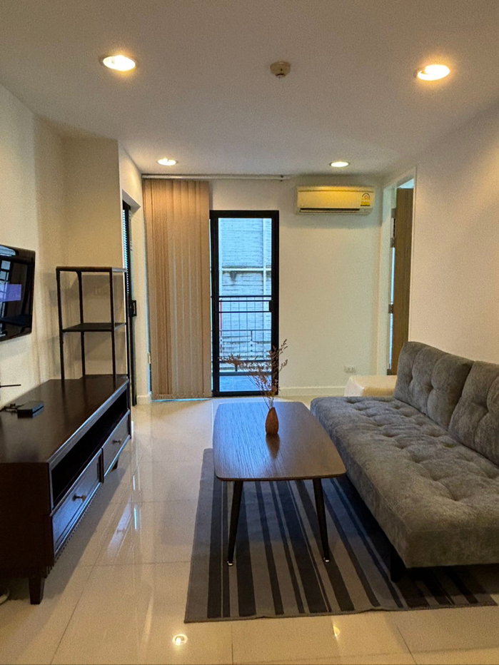 รูป ขายคอนโด ซีนิธ เพลส สุขุมวิท 42 (Zenith Place Sukhumvit 42) 2 ห้องนอน 48.5 ตร.ม. ใกล้ BTS เอกมัย เจ้าของขายเอง  - รูปที่ 2/9