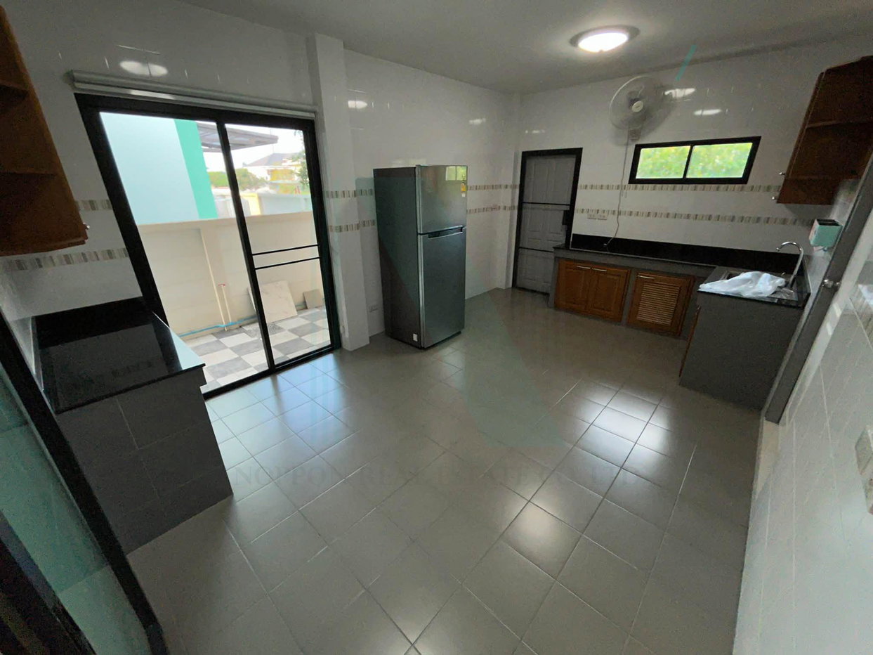 รูป 📌 ขายบ้านเดี่ยว โครงการ บ้านศรีสุข ท่าข้าม-พระราม 2 2 ชั้น 5 ห้องนอน 3 ห้องน้ำ - รูปที่ 6/8