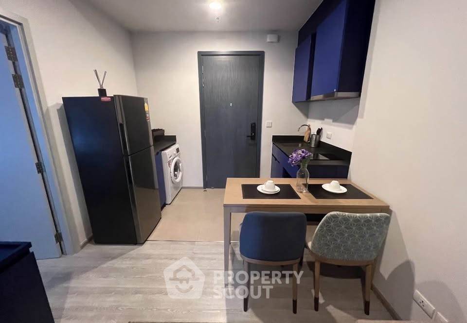 picture Great Value 15th-Floor 1-BR At XT Ekkamai Near BTS Thong Lor (ID 3383773) - 3/9