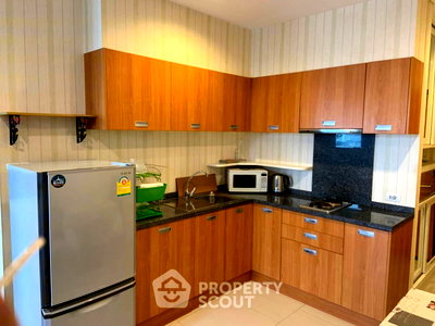 คอนโดให้เช่า : คอนโด 1-ห้องนอน ที่ วิลล่า สาทร ใกล้ BTS กรุงธนบุรี (ID 211836)