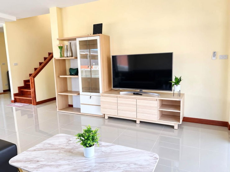 รูป บ้านเช่านอกโครงการเงียบสงบพื้นที่ใช้สายเยอะหลังมุม - รูปที่ 9/18