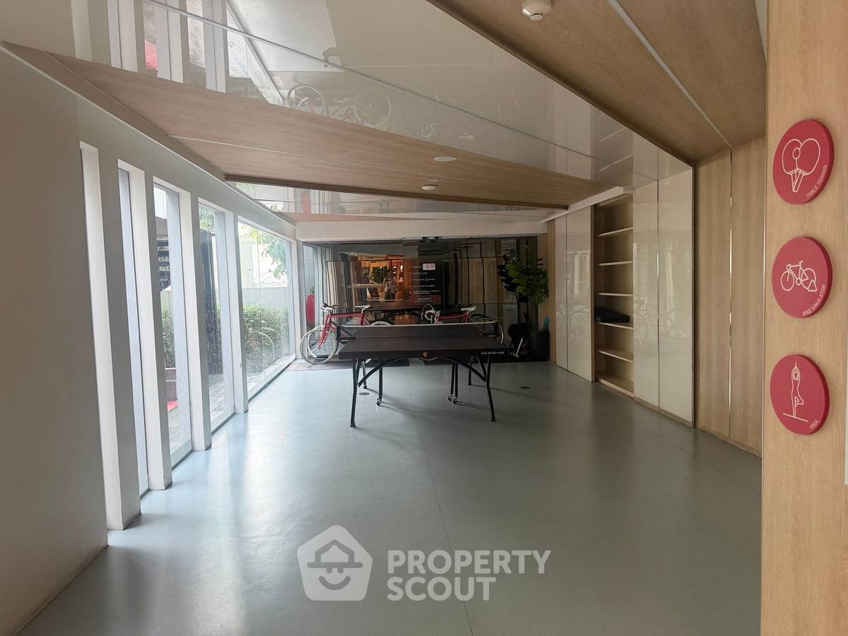 รูป คอนโด 2 ห้องนอน ขาย Taka Haus Ekamai 12 ใกล้ BTS เอกมัย (ID 824917) - รูปที่ 14/15